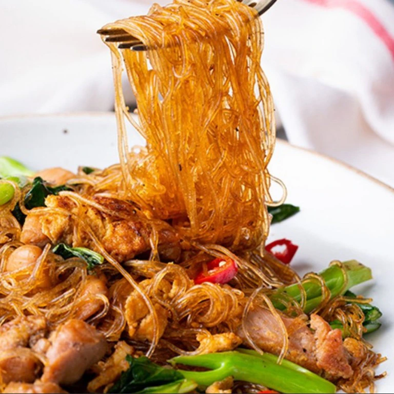 Fideos de Cristal con Salsa de Soja (Pad See Ew Woon Sen)