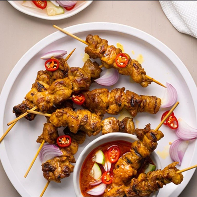 Satay de Pollo Tailandés Tradicional
