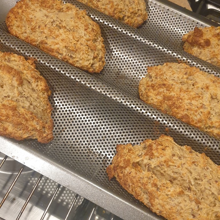 Blitz-Vollkorn-Proteinbrötchen ohne Hefe - Mr. Cook