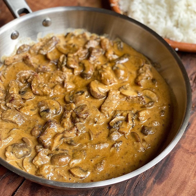 Lomo al Stroganoff