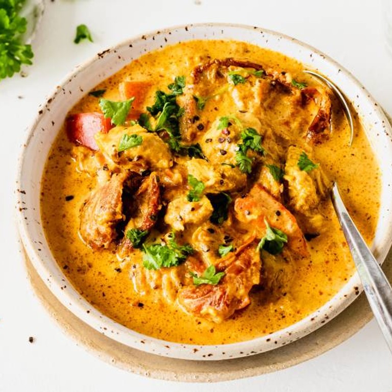 Cremige Hähnchen-Käse-Suppe