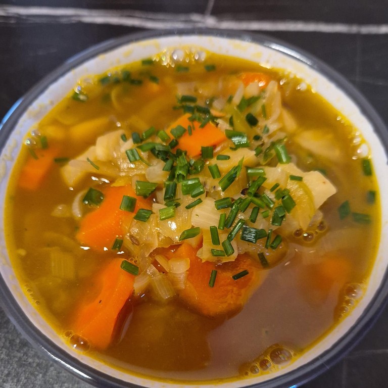 Gemüse Zwiebelsuppe
