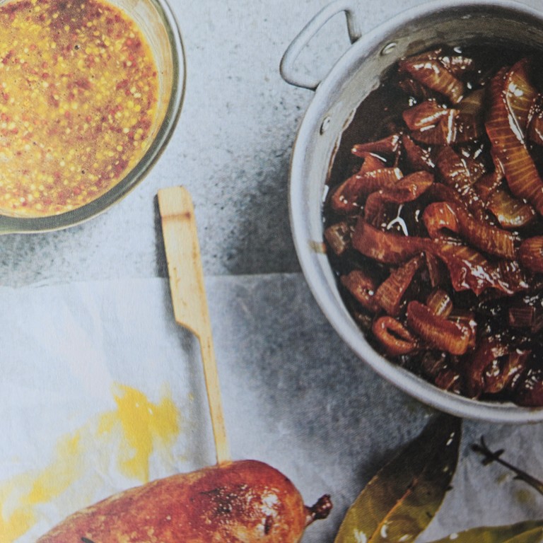 TOFFEE ONIONS & GUINNESS MUSTARD