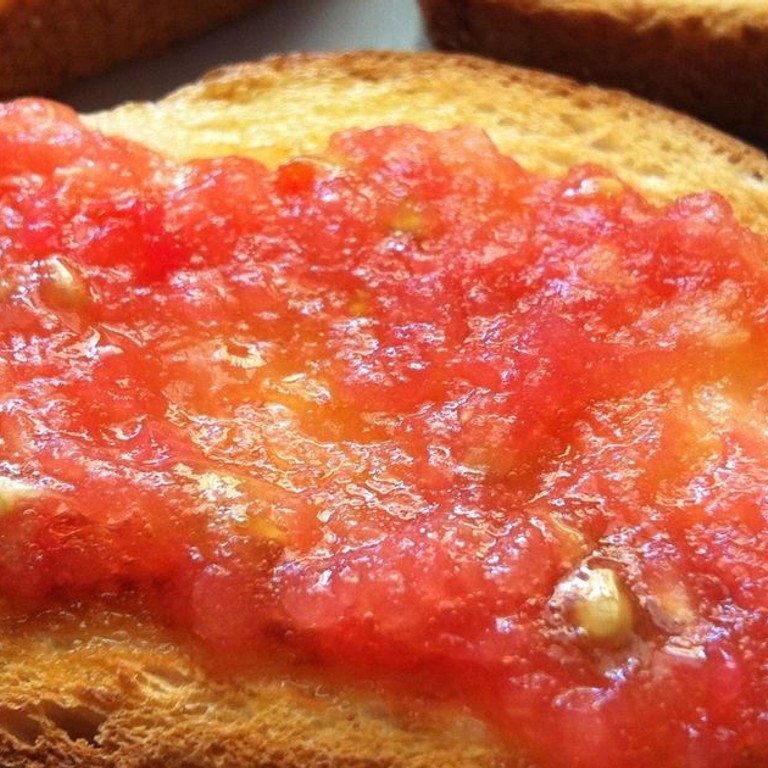 Tostadas con tomate