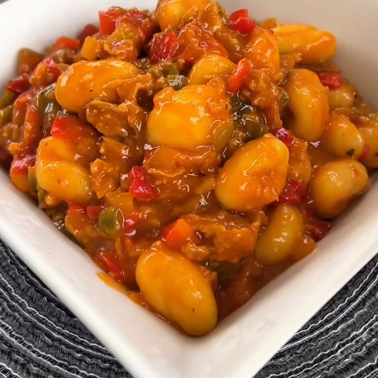 Gnoccis a la boloñesa