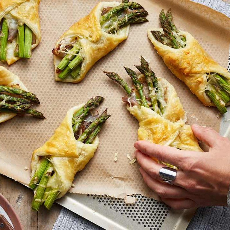 Feuilleté botte d'asperges
