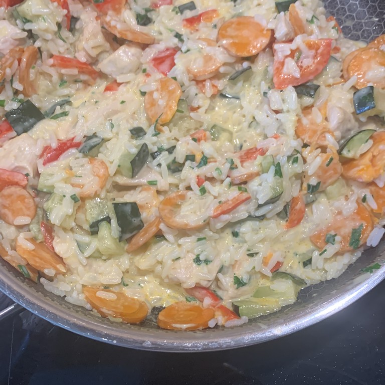 Geflügel-Reispfanne mit Frischer Kräuter-Sahne-Soße (Histaminarm)