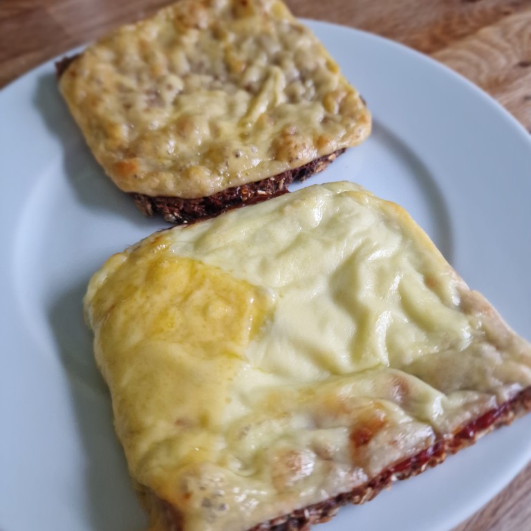 Käsebrot (überbacken)