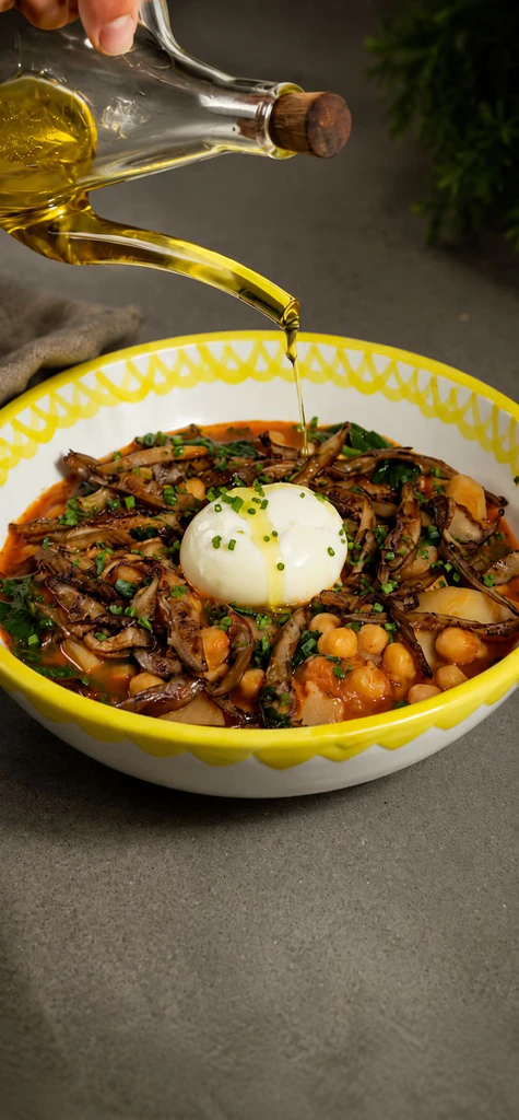 Guiso de garbanzos con setas