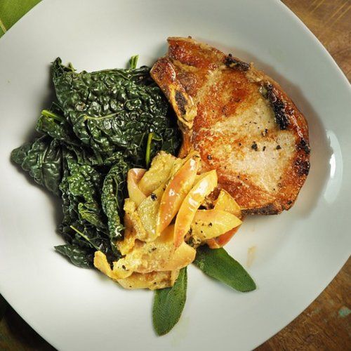 Pork Chops with Apple Sauce